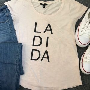 ✨Banana Republic ‘LA DI DA’ Tee✨